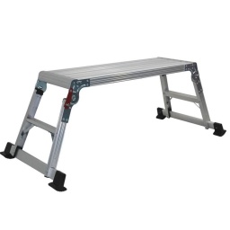 Plateforme de travail 150kg 
Garantie 2 ans 
En aluminium
Avec stabilisateurs et système de blocage 
Encombrement réduit une fois replié 
Hauteur marche: 25cm
largeur: 30cm
Largeur totale : 57,5cm
Longueur plateforme: 95cm
Longueur totale: 130cm
Poids: 6kg 