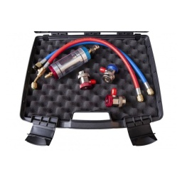 Contrôle la qualité du gaz  suivant sa clarté, permet de détecté la présence de traceur, de stop fuite, d’impuretés liées aux défaillance du circuit, voir du compresseur.
Notre kit est également équipé d’un analyseur d’humidité par changement  de couleur au passage du gaz.