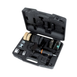 Ponceuse multifonction avec 16 accessoires
outil permetant d'enlever sans abimer les carrosérie. les colles d'autocollant. ainsi que de derouiller les surffaces pour reparation
- 1 roue en caoutchouc pour decaper pellicules de peinture (dia 105x30.5 mm  
- 1 roue en caoutchouc pour decaper pellicules de peinture a l'eau (dia 101x30.5 mm  
- 1 brosse tournante 11 mm gros grain. inclinée (pour protection bas de caisse et mastic. pour decapage avec effet sablage) 
- 1 brosse tournante 23 mm gros grain. inclinée (pour protection bas de caisse et mastic. pour decapage avec effet sablage) 
- 1 brosse tournante 11 mm grain fin. droite (pour peintures. adherences et rouille effet sablage) 
- 1 brosse tournante 23 mm grain fin. droite (pour peintures. adherences et rouille effet sablage) 
- 6 disques en tissu abrasif 
- 1 adaptateur pour brosses rotatives 11 mm 
- 1 adaptateur pour roues en caoutchouc et brosses tournantes 23 mm 
- 1 adaptateur pour disque de ponçage simple
- 1 adaptateur pour disque de ponçage double
dans valise en plastique
- vitesse a vide 3.500 tours/min 
- pression d'utilisation 6.2 bars 
- consomm tion d'air moyenne 113 l/min 
- intérieur du tuyau d'air 10 mm 
- poids ponceuse 1.5 kg 