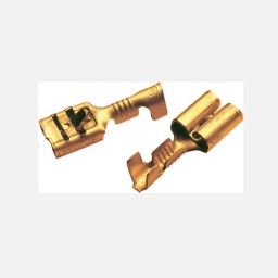 Lot de 100 Cosses femelles 6,3 x 0,8 en laiton naturel 
Section c&acirc;ble : 1 &agrave; 2,5 mm3