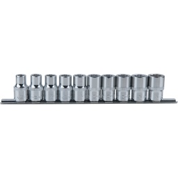 12 pans
Syst&egrave;me FlankTraction
Selon DIN 3124 / ISO 2725-1
Carr&eacute; d'entra&icirc;nement int&eacute;rieur selon DIN 3120 / ISO 1174-1 avec encoche pour verrouillage par bille
Pour une utilisation manuelle
Finition chrom&eacute;e
Chrome Vanadium
Comprend un rail de rangement
