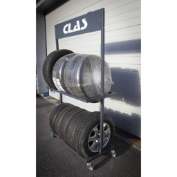 Présentoir à pneus support 2 niveaux pouvant recevoir jusqu'à 10 pneus. Il est équipé de 2 roues freinées. Hauteur de l'étage : 760mm. Entraxe des supports 450mm. Matière du support : métal. Dimensions : L. 1060 x l.510 x H. 1910 mm.


Caractéristiques :
- support pouvant recevoir jusqu'à 10 pneus
- métal
- 2 roues freinées
- hauteur étage 760mm
- entraxe 450mm
- dimensions : L.1060xl.510xH.1910mm





Jusqu'à 10 pneus
À PROPOS DE LA MARQUE CLAS
Notre Marque CLAS « Garage Solutions » basée en Savoie (France), a été créée en 1996. Nous sommes depuis toujours un acteur innovant de l’équipement et de l’outillage technique pour véhicules légers, utilitaires et poids lourds. Aujourd’hui, nous évoluons vers un écosystème offrant des solutions globales, bénéfique pour l’ensemble de nos partenaires. Nous nous adaptons à vos besoins et budgets, en étant toujours plus simple et réactif avec des hommes et des femmes experts, passionnés, au cœur d’une digitalisation à votre service. Consolidant notre leadership en France, nous accélérons notre expansion afin de devenir un acteur clef à l’international. 