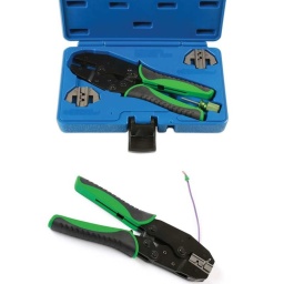 Kit de sertissage pour connecteurs Delphi Weather Pack
Pour utilisation avec les produits Connect Consumables – N°s de référence : 37325, 37332, 37333 et 37334.
Poignées à prise confortable
Mâchoires H6 convenant aux calibres AWG 22/20-18 - Dimensions de câbles 0,35-0,5 mm - 0,8 mm²
Mâchoires H7 convenant aux calibres AWG 16-14/12 - Dimensions de câbles 1,0-2,0 mm - 3,0 mm²
Fourni avec outil de dépose de borne.