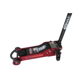 Cric rouleur alu acier hydraulique extra bas slim power
-coupelle en inox : pratique lors du démontage de visseries et d'écrous
-pompe hydraulique à double piston
-poids : 26.8 kg
- mini 90mm maxi 460mm - ce nouveau cric hydraulique de chez ks tools. est equipé de nombreuses petites options très pratiques. comme  la mousse de protection sur le manche. un tampon large de 135mm  une poignée de transport. une coupelle inox pour recevoir la visserie de roues. ainsi qu'un vérin 2tonnes equipe d'une descente freinée.
attention un cric n'est pas étudié pour une utilisation levée continue, un cric hydraulique doit impérativement être utilisé pour lever et poser sur des chandelles à chaque utilisation, pour la sécurité de l'utilisateur, du véhicule, et du cric lui même.