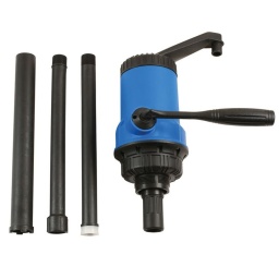 Pompe pivotante avec bec d'écoulement orientable 360°, corps en polypropylène et joint FKM Conçue pour des fûts de 15 à 55 gallons (68 à 250 litres) à filetage mâle 2" BSP. Débit : 500 ml par course. Les applications comprennent : alcool, antigel, acide borique, huile de chauffage, diesel, kérosène, huile machine, huile moteur. Utiliser l'adaptateur Laser n° de réf. 7621 pour la conversion en filetages de fûts Mauser ou Tri-sure. 