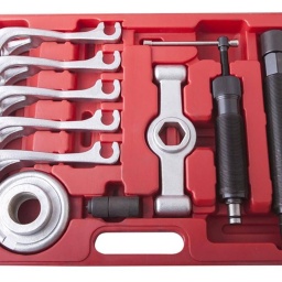 Appareil repousse cardans hydraulique universel 10T qui s'utilise avec les goujons du véhicule D. 16mm maxi pour moyeux D.135 à 250mm 3/4/5 trous.
SAV et consommables : SA 3423 VERIN HYDRAULIQUE, SA 5026 LOT DE 5 GRIFFES.
S'utilise avec les goujons du véhicule Ø16mm maxi pour moyeux Ø135 à Ø250mm 3/4/5 trous.







À PROPOS DE LA MARQUE CLAS
Notre Marque CLAS « Garage Solutions » basée en Savoie (France), a été créée en 1996. Nous sommes depuis toujours un acteur innovant de l’équipement et de l’outillage technique pour véhicules légers, utilitaires et poids lourds. Aujourd’hui, nous évoluons vers un écosystème offrant des solutions globales, bénéfique pour l’ensemble de nos partenaires. Nous nous adaptons à vos besoins et budgets, en étant toujours plus simple et réactif avec des hommes et des femmes experts, passionnés, au cœur d’une digitalisation à votre service. Consolidant notre leadership en France, nous accélérons notre expansion afin de devenir un acteur clef à l’international. 