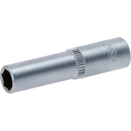 6 pans
Système FlankTraction
Selon DIN 3124 / ISO 2725
Carré d'entraînement intérieur selon DIN 3120 / ISO 1174 avec encoche pour verrouillage par bille
Version longue
Pour une utilisation manuelle
Finition satinée
Chrome Vanadium