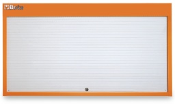 Paroi porte-outils avec 3 trous à l'arrière pour la fixation au mur.
Volet roulant en aluminium, à mouvement vertical, avec serrure de sécurité.
Trois panneaux perforés amovibles pour le support des outils.
