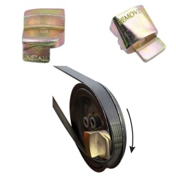 Outil double face pour courroies extensibles permettant la dépose et l'installation en toute sécurité des courroies de transmission/d'alternateur et les courroies d'accessoires extensibles, sans endommager la courroie ni la poulie. Chaque côté de l'outil est doté d'un aimant qui le maintient en position sur la poulie pendant la mise en place. Un cliquet à main peut alors être utilisé pour faire tourner le vilebrequin ou la poulie d'accessoires en faisant passer doucement la courroie sur le bord de la poulie.

Outil de dépose et d'installation, conçu pour être utilisé avec la plupart des courroies extensibles.
Réversible, guide la courroie à la fois sur et hors de la poulie.
Muni d'un aimant pour faciliter son utilisation.
Construction monobloc avec finition zinguée pour une plus grande durabilité.