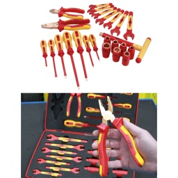 Kit d'outils de 24 pièces, entièrement isolés et résistants aux étincelles, essentiel pour intervenir sous haute tension, lorsque des gaz inflammables peuvent être présents.

Outils résistants aux étincelles, fabriqués exclusivement en cuivre au béryllium (BeCu).
Entièrement isolés, 1 000 volts (CA) / 1 500 volts (CC), pour une utilisation en toute sécurité sur des équipements sous tension (certifiés VDE).
Les applications comprennent les véhicules électriques à batterie (VE) fonctionnant à l'hydrogène, les raffineries de pétrole et de gaz, les centrales nucléaires et zones similaires où des gaz inflammables peuvent être présents.
L'ensemble comprend des clés ouvertes 10 - 19 mm, des douilles à carré de 1/2" 10 - 19 mm, une poignée en T à carré de 1/2", une pince de 8 pouces, une pince coupante diagonale de 6 pouces et 7 tournevis assortis.
Fourni dans une mallette en plastique robuste avec un plateau en mousse rainuré pour maintenir les outils en toute sécurité