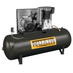 Compresseur à piston 10 CV - 500 L - 400 V Tri K50/500F/10SD - 
IR-C-3
Compresseur à piston série K-PRO Intensive de 10 CV sur cuve de 500 L. Tête K50 aluminium, cylindres fonte bi-étagés. Vitesse de rotation : 1000 tr/min. Tension : 400 V Tri. Démarrage étoile-triangle.
Type de cylindres	bi-étagé
Modèle tête	K50
Vitesse de rotation (tours/min)	1000
Volume du réservoir (L)	500
Volume engendré (m³/h)	65
Durée de garantie	2 ans
Puissance (kW)	7.50
Puissance (CV)	10.00