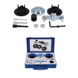 La conception de la dernière version du moteur à essence Ford EcoBoost de 1.0 L a considérablement changé par rapport à l’EcoBoost d'origine. Plus de courroie de distribution lubrifiée ; la dernière conception utilise une chaîne et cela signifie que les outils de calage du moteur ont également changé. Le kit d’outils de calage du moteur Laser 8076 a été conçu spécialement pour ces moteurs à chaîne postérieurs à 2018.

Les applications Ford comprennent : C-Max (à partir de 2017), Focus (à partir de 2018), Transit Connect (à partir de 2017), Puma (à partir de 2019) Fiesta (à partir de 2017).
Moteurs concernés : codes moteur B7DA, B3DA.
Le kit contient les outils de calage de système VVT équivalents des outils OEM 303-1661, 303-1661/1 et 303-1661/2. Comprend la douille pour pignon d’arbre à cames de VVT.
Pour la dépose et le remplacement de la poulie de vilebrequin, Laser recommande l’utilisation des ensembles multiplicateurs de couple et adaptateurs, numéros de référence Laser 7317 et 7318.
Conception déposée UE. Fabriqué à Sheffield.