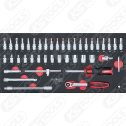 Module douilles 1/4 46 pièces
1/4" Douille tournevis. PZ 1 
1/4" Douille tournevis. PZ 2 
1/4" Douille tournevis. PH 1 
1/4" Douille tournevis. PH 2 
1/4" Douille tournevis. PH 3 
1/4" Douille tournevis Fente. 4mm 
1/4"Douille tournevis Fente. 5.5mm 1/4" Douille tournevis Fente. 7mm 
1/4" Rallonges flexibles. 150mm 1/4" Rallonges. 6 pans. 50mm 1/4" Rallonges. 6 pans. 100mm 1/4" poignée coulissante T. 110mm 
1/4" poignée emmanchée.150mm 
1/4" Douilles tournevis 6 pans intérieur. 3mm 
1/4" Douilles tournevis 6 pans intérieur. 4mm 
1/4" Douilles tournevis 6 pans intérieur. 5mm 
1/4" Douilles tournevis 6 pans intérieur. 6mm 
1/4" Douilles tournevis 6 pans intérieur. 7mm 
1/4" Douilles tournevis 6 pans intérieur. 8mm 
1/4" Douilles tournevis TX. T10 
1/4" Douilles tournevis TX. T15
1/4" Douilles tournevis TX. T20 
1/4" Douilles tournevis TX. T25 
1/4" Douilles tournevis TX. T30 
1/4" Douilles tournevis TX. T40 
1/4" Douilles tournevis TX. T27 
Adaptateurs porte-douilles 1/4" 
1/4" Douilles 6 pans Utltimate 4 a 14mm 
1/4" Cardan à billes Power 
Cliquet réversible 1/4". 72 dents 