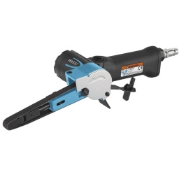 Ponceuse a bande pneumatique 10x330mm
Pour les surfaces étroites (largeur de la bande : 10mm).
Réglage progressif de la vitesse.
Avec blocage permettant le remplacement rapide de la bande.
Pour les bandes abrasives de 10x330mm.
Raccord rapide 1/4".
Bras de ponçage orientable à 360°.
Vitesse de la bande : 1370m/min.
Pression de service (bar) : 6.3.
Puissance : 417.6W.
Poignée isolée contre le froid.
Longueur : 291.4mm.
Poids net : 0.81kg.
Tours/minute : 19000.
Quantité d'air nécessaire : 94 l/min.
POIDS 
1,042KG