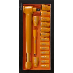 Module de douilles et clé dynamométrique 3/8'' 10- 50 Nm  isolées 1000V, 17 pièces
Isolation selon IEC 60900
Pour une utilisation sous courant alternatif 1000 V et continu 1500 V
Précision de déclenchement : ±3 % de la valeur réglée
Cliquet 72 dents
Pour le serrage contrôlé à droite
Verrouillage pour le serrage à gauche sans déclencheur
Déclenchement sensitif et sonore
Numéro de série individuel
Livrée avec un certificat d'étalonnage
Douilles 12 pans
Diamètre extérieur de l'isolation optimisé
Chrome Vanadium
Clé dynamométrique 3/8 112.3810
Rallonge isolée 3/8''- L.140 mm 112.3851
Douille 3/8'' isolée 1000V, 12 pans 8 mm 112.3833
Douille 3/8'' isolée 1000V, 12 pans 9 mm 112.3834
Douille 3/8'' isolée 1000V, 12 pans 10 mm 112.3835
Douille 3/8'' isolée 1000V, 12 pans 11 mm 112.3836
Douille 3/8'' isolée 1000V, 12 pans 12 mm 112.3837
Douille 3/8'' isolée 1000V, 12 pans 13 mm 112.3838
Douille 3/8'' isolée 1000V, 12 pans 14 mm 112.3839
Douille 3/8'' isolée 1000V, 12 pans 15 mm 112.3840
Douille 3/8'' isolée 1000V, 12 pans 16 mm 112.3841
Douille 3/8'' isolée 1000V, 12 pans 17 mm 112.3842
Douille 3/8'' isolée 1000V, 12 pans 18 mm 112.3843
Douille 3/8'' isolée 1000V, 12 pans 19 mm 112.3844
Douille 3/8'' isolée 1000V, 12 pans 20 mm 112.3845
Douille 3/8'' isolée 1000V, 12 pans 21 mm 112.3846
Douille 3/8'' isolée 1000V, 12 pans 22 mm 112.3847
Module vide 1/3 713.1300