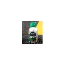 Flacon de 100mm (pour 100l de gasoil) siltec diesel

- lubrifiant concentre: nette amelioration du fonctionnement des véhicule diesel. elimine les risques de grippage. fortement recomm nde pour pompe injection. hdi. comm n rail...
- avantages: Réduction des usures de. pompe à injection. aiguille injecteur. haut cylindre. segment et guide soupape.
Réduction des frottements. libere l'energie. ameliore les performances. économie de carburant
meilleur demarage (surtout par temps froid) 
elimine et empeche les depots de calamine. supprimm le gomm ge des segments
- contenance: 100ml
- utilisation: 1% par litre
- en curatif: faire avaler le contnu de la dose par la pompe injection avec 1l de gasoil
- contre indication: mécanique en fin de vie
- note: compatible avec les pots catalytiques 