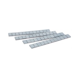 Dimensions : 151 x 18 x 3,8 mm 
Recouvertes d'une couche de laque anti-corrosion 
Coupes faciles 

