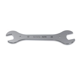 Clé à fourche pour jeux guidon universels, chromée
Épaisseur réduite
Le traitement thermique et le chromage garantissent la durée dans le temps, même pour les utilisations les plus difficiles.