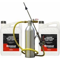 Kit de lavage et rin&ccedil;age du filtre &agrave; particules (FAP) - 3 pcs
700ml.
Pression mini : 6,2 bar.
Pression maxi : 10,4 bar.
Nettoyage simplifi&eacute; du FAP par le raccord du capteur NOx ou du capteur de temp&eacute;rature.

Composition :
- pulv&eacute;risateur sous pression
- bidon de lavage 5L
- bidon de rin&ccedil;age 5L