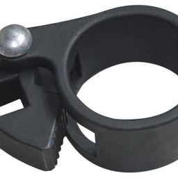 Clé démonte biellettes simple entraînement. Cette clé permet la pose et dépose des rotules axiales de direction sans avoir à retirer la crémaillère. capacité 27-42mm. entraînement 1/2".
Cette clé permet la pose et dépose des rotules axiales de direction sans avoir à retirer la crémaillère.

- capacité 27-42mm
- entraînement 1/2"





À PROPOS DE LA MARQUE CLAS
Notre Marque CLAS « Garage Solutions » basée en Savoie (France), a été créée en 1996. Nous sommes depuis toujours un acteur innovant de l’équipement et de l’outillage technique pour véhicules légers, utilitaires et poids lourds. Aujourd’hui, nous évoluons vers un écosystème offrant des solutions globales, bénéfique pour l’ensemble de nos partenaires. Nous nous adaptons à vos besoins et budgets, en étant toujours plus simple et réactif avec des hommes et des femmes experts, passionnés, au cœur d’une digitalisation à votre service. Consolidant notre leadership en France, nous accélérons notre expansion afin de devenir un acteur clef à l’international. 