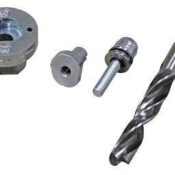 Kit emporte-pièces capteurs de stationnement Ford #12 (4 pcs) de composition : 1x entraînement de poinçonneuse 3/8" avec balle porteuse, 1x pointe ø18mm, 1x jeu de poinçonneuses 2 pcs. Affectations : Focus Turnier, C-max. Codes OEM : 501-180.
SAV et consommables : OC 9100 MASTER KIT EMPORTE-PIECES POUR CAPTEURS DE STATIONNEMENT FORD (23 PCS).



Composition : 
- 1x entraînement de poinçonneuse 3/8" avec balle porteuse
- 1x pointe Ø18mm
- 1x jeu de poinçonneuses 2 pcs
Modèles : 
Focus Turnier, C-max

501-180

À PROPOS DE LA MARQUE CLAS
Notre Marque CLAS « Garage Solutions » basée en Savoie (France), a été créée en 1996. Nous sommes depuis toujours un acteur innovant de l’équipement et de l’outillage technique pour véhicules légers, utilitaires et poids lourds. Aujourd’hui, nous évoluons vers un écosystème offrant des solutions globales, bénéfique pour l’ensemble de nos partenaires. Nous nous adaptons à vos besoins et budgets, en étant toujours plus simple et réactif avec des hommes et des femmes experts, passionnés, au cœur d’une digitalisation à votre service. Consolidant notre leadership en France, nous accélérons notre expansion afin de devenir un acteur clef à l’international. 