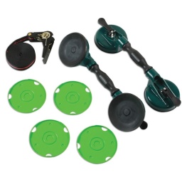 Ventouses pour pare-brise - 3 pièces Conçu avec système articulé pour utilisation sur pare-brise incurvé et livré avec sangle à cliquet pour fixer le pare-brise en position. Diamètre : 117 mm. Capacité de charge : 40 kg. Poids : 1 800 g. En plastique ABS.