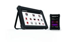 OUTIL DIAGNOSTIC THINKTOOL EURO MASTER 10"

Intro	Gamme VL/VUL :
L’outil de diagnostic le plus intelligent, supporte le protocole CAN FD. Outil de diagnostic et de programmation en ligne de 10 pouces.
Thinkcar Euro Master est un outil de diagnostic avancé qui offre aux techniciens la possibilité unique d'ajouter des modules supplémentaires, ce qui le rend adaptable à tous les types de garages et à toutes les exigences. L'outil permet un diagnostic complet du système en accédant à chaque module et paramètre de manière approfondie. 
De plus, il offre des fonctionnalités de codage, vous permettant de sauvegarder, restaurer et récupérer les codages en ligne à partir de la base de données du fabricant d'équipement d'origine (OEM). 
Certaines marques vous permettent même de désactiver des réglages spécifiques et de personnaliser d'avantage votre véhicule. 
On retrouve 35 fonctions de service qui permettent d'effectuer des réinitialisations, d'effectuer le déverrouillage électronique des freins, de réinitialiser l'AdBlue, de purger le liquide de refroidissement, de coder les injecteurs, d'adapter les batteries, et bien plus encore.

Possibilité d'ajouter des modules supplémentaires pour une adaptabilité maximale :
- compatible avec module poids-lourds 24V en option (AD000TKD03)
- compatible avec le module gestion des clés en option (AD000TKT12)
- compatible avec le service TPMS en option (AD000TKTG3)
- puissant diagnostic OE avec protocoles de lecture d'origine et diagnostics guidés.
- rapport de diagnostic automatique avec impression sans fil.
- diagnostic complet du système pour chaque module et paramètre.
- fonction de codage pour sauvegarder, restaurer et récupérer les codages en ligne.
- données en direct avec visualisation complète (numérique, graphique, enregistrement)

- 35 modules de reset :
A/F, adblue, AFS, airbag, purge ABS, batterie, freins, pompe elec, FAP, EGR, ETS, boite, boite vitesse, immo, injecteurs, language, NOX, ODO, huile, SAS, sieges, stop/start, toit, suspension, TPMS, transport, pneus, vitres, regenration FAP, balance moteur, boitier papillon, clim, immo prog, diagnostic batterie, regulateur intelligent.

Plus produit	2 ans de mise à jour gratuites
Caractéristiques :
- système : AndroidTM 10
- CPU : Octa-core 4.0 GHz
- stockage : 64Go
- ram : 4Gb
- écran tactile : 10"
- résolution : 1920x1200
- batterie : Lithium-polymère 15000mAh/3,7V
- caméra arrière 8MP
- connectivité WiFi / Bluetooth / USB 3.0 / RJ45
Durée de garantie	2 ans