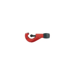 Coupe tube cuivre ksr 3-42mm 
- à avance télescopique très rapide
- vis d'avance protégée
- construction compact avec 4 galets
- ébavureur intégré pivotant
- 1 molette de rechange inclue dans la poignée