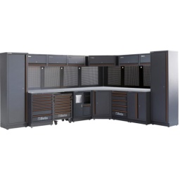Combinaison d'ameublement d'atelier C45PRO 2.0
Combinaison comprenant les éléments suivants :
1 plan de travail en MDF revêtu d'acier inoxydable, dimensions 2040 x 615 mm (C45PRO 2.0 PXE/3-2.0MT)
1 plan de travail MDF revêtu d'acier inoxydable, dimensions 1360 x 615 mm (C45PRO 2.0 PXE/2-1,3MT)
1 module fixe avec 7 tiroirs (C45PRO 2.0 M7)
1 servante mobile avec 7 tiroirs (C45PRO 2.0 C7)
1 module fixe de propreté (C45PRO 2.0 MS)
1 module fixe avec 5 tiroirs (C45PRO 2.0 M5)
1 module fixe à 2 portes (C45PRO 2.0 MA)
1 angle complet autoportant avec plan de travail en MDF revêtu d'acier inoxydable (C45PRO 2.0 CORNER/X)
5 panneaux porte-outils perforés (C45PRO 2.0 PF)
5 meubles hauts muraux (C45PRO 2.0 PM)
7 étriers, type large (C45PRO 2.0 SL)
2 étriers, type étroit (C45PRO 2.0 SS)
2 armoires à 1 porte (C45PRO 2.0 AS1)