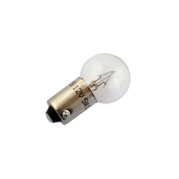  la gamme  de l'ampoule automobile lucas se compose de plus de 600 references couvrant les voitures. véhicules légers et utilitaires lourds et motos.
avec la couverture de parc de véhicules de plus de 99% et une reputation inégalee pour la qualite. l'automobile lucas offre de l'ampoule est le choix evident pour les deux apres-vente et de l'equipement d'origine concessionnaires a travers le monde.
lucas ampoules automobiles sont immédiatement reconnaissables comm  une marque de confiance
la gamme  a ete continuellement developpe au fil des annees pour rester a la pointe de la technologie tout en conservant une large couverture dans les voitures classiques. 
boite de 10