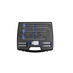 Kit pour l'extraction de la partie finale de l'electrode impossible a retirer en cas de rupture ou de grippage a l'intérieur du siège de la bougie m8. mm ou m10.
ce kit. facile d'utilisation. permet de reduire considerablement le temps de travail ainsi que le cout de l'intervention.
egalement compatible avec les moteurs spécifiques equipes de bougies de préchauffage mm avec électrodes au diamètre des bougies m10 (voir "affectations spécifiques" pour trouver les véhicules concernes).

composition :
- masse à inertie d'extraction des bougies m8-m9-m10
- sa3761 : foret dia2.5 avec rallonge montee
- sa3762 : taraud mm avec rallonge montee
- tige d'extraction mm avec écrou monte
- sa3763 : foret dia3.2 avec rallonge montee (pour moteurs spécifiques)
- sa3764 : taraud mm avec rallonge montee (pour moteurs spécifiques)
- tige d'extraction mm avec écrou monte (pour moteurs spécifiques)
- sa3765 : foret dia3.2 avec rallonge montee
- sa3766 : taraud mm avec rallonge montee
- tige d'extraction mm avec écrou monte
- sa3768 : guide bougies m8x1
- sa3769 : guide bougies m9x1
- sa3770 : guide bougies m10x1
- sa3771 : guide bougies m10x1.25

affectations spécifiques :
Modèles :
citroen : xsara. xsara break. xsara coupe. xsara picasso. berlingo. c2. c3 (fc_). c3 pluriel. c4 coupe. c4 grand picasso. c5. c5 break (re)
ford : c-max. fiesta v. focus c-max. focus 2. fusion
mazda : mazda 2
peugeot : 107. 206 (2a/c). 206 sw (2e/k). 206 cc (2d). 207. 307 (3a/c). 307 break (3e). 307 sw (3h). 407. 407 sw. 1007
suzuki : liana. kombi
toyota : aygo
volvo : s40 ii. v50
moteurs : 1.4 hdi. 1.4 hdi 16v. 1.4 hdi eco 70. 1.6 hdi. 1.6 hdi 90. 1.6 hdi 110 fap. 1.6 hdi 16v. 1.4 tdci. 1.6 tdci. 1.4 cd. 1.4 ddis. 1.6 d
codes : dv4. dv6. dv6ted4. dv6ated4. 8hx (dv4td). 8hy. 8hy (dv4ted4). 8hz (dv4td). 9hx (dv6ated4). 9hy (dv6ted). 9hy (dv6ted4). 9hz (dv6ted4). f6ja. f6jb. g8da. g8db. g8dd. g9db. gpda. hhda. hhdb. hhja. hhjb. 2wz-tv. d 4164 t
option : perceuse d'angle réversible op1218