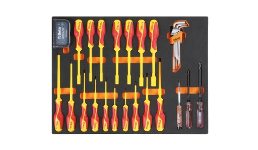 Plateau thermoformé souple avec composition d'outils