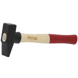 Marteau rivoir 
Garantie totale drakkar
Manche en frêne verni
tête acier trempé
C45

Longueur :385mm
Largeur: 45mm
Poids: 1500g