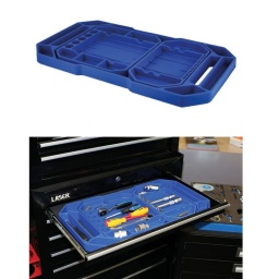 Jeu de 3 plateaux à outils bleus semi-rigides antidérapants, idéaux pour le rangement général des outils, ainsi que pour garder les outils à proximité au cours des travaux, en sachant que le matériau en caoutchouc permettra d’éviter les rayures sur les surfaces délicates.

Petit plateau : 3 poches (20 mm de profondeur) permettant de garder les outils séparés pour un accès facile et 15 porte-embouts hexagonaux (1/4"). Dimensions hors tout : 275 x 145 x 25 mm. Dimensions hors tout : 257 x 232 x 25 mm.
Plateau moyen : 6 poches (20 mm de profondeur) permettant de garder les outils séparés pour un accès facile et 5 porte-embouts (acceptant des douilles d'un diamètre max. de 27 mm).
Grand plateau : 7 poches (30 mm de profondeur) permettant de garder les outils séparés pour un accès facile. Dimensions hors tout : 540 x 290 x 35 mm.
Matériau en caoutchouc pour la prévention des rayures et du marquage.
Tous les plateaux sont disponibles individuellement - voir les références Laser 8043 (petit), 8044 (moyen) et 8045 (grand).