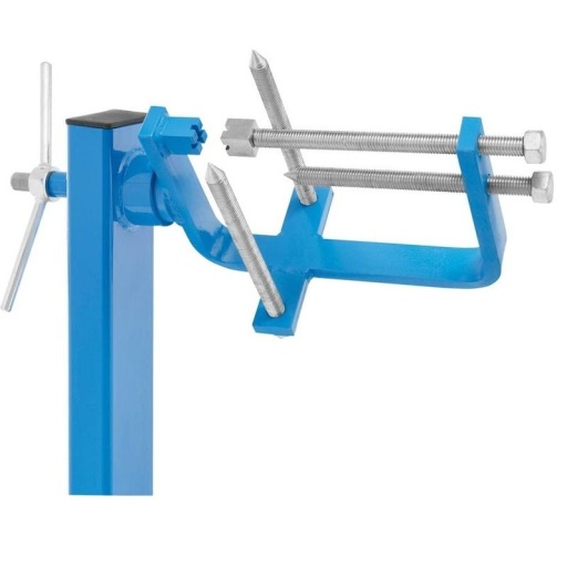 Adaptateur pour fixer les culasses sur les stands support moteur