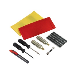 Kit de réparation de pneus moto et quad avec accessoires de gonflage
- 5 tresses auto-vulcanisantes
- pour moto. scooter et quad
- cartouches de co? pour gonfler les pneus
- livre avec une trousse