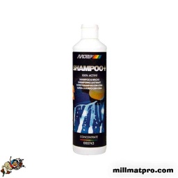 Shampooing lustrant
shampooing auto contenant de la cire.
idéal pour le nettoyage et l'entretien des véhicules motorises.
nettoie efficacement et forme une pellicule protectrice longue duree.
hautement concentre.
sans solvants.