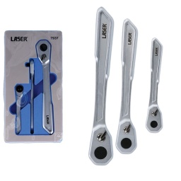 Jeu de 3 poignées à cliquet minces. Le profil mince est idéal pour une utilisation dans des espaces confinés.

3 poignées à cliquet réversibles extra-minces à carrés de 1/4", 3/8'' et 1/2".
Mécanisme de cliquet à 90 dents.
Dimensions : carré de 1/4'' : longueur - 130 mm, épaisseur - 9 mm ; carré de 3/8'' : longueur - 200 mm, épaisseur - 11 mm ; carré de 1/2'' : longueur - 250 mm, épaisseur - 13 mm.
En chrome-vanadium à fini chromé.
Livré dans un plateau en mousse EVA pratique pour le rangement et limitant le gaspillage d'emballage.