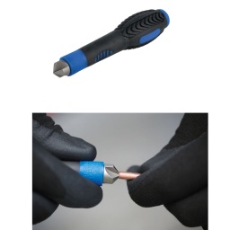 Cet alésoir compact est doté d'une lame de fraisage en acier S2 pour ébavurer les diamètres internes de 3 à 10 mm, ce qui permet de nettoyer l'alésage intérieur des conduites de frein en métal après la coupe, ainsi que d'une poignée ergonomique à prise confortable.
Outil compact d'ébavurage intérieur.
Diamètres : 3-10 mm.
Efficace pour les conduites de frein en cuivre et en cupronickel.
Poignée à prise confortable en PP+TPR.
Convient également aux conduites en acier inoxydable et en plastique