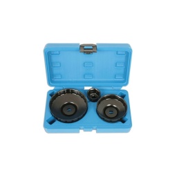Jeu de douilles pour filtre à huile Renault Jeu de douilles compilées pour filtre à huile Renault sur moteur DCI Convient pour moteur 1.5 | 1.9 | 2.2 | 2.5  Taille fournies: 27mm x 6 pans | 76mm x 12 pans | 96mm x 18 pans Naturellement présent sur modèles Nissan et opel  Fourni dans une boite moulée de rangement