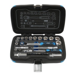 Coffret douilles 3/8 34 pièces
12 douilles 6 pans: 10mm  11mm  12mm  13mm  14mm  15mm  16mm  17mm  18mm  19mm 22mm 2 x douilles bougie : 16mm and 21mm 
13 embouts 1/4"D: Ph2. Ph3. Hex 3mm  4mm  5mm  6mm  7mm  8mm  Torx T20. T25. T27.
T30. T40.