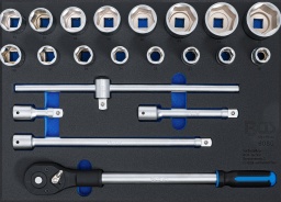 idéal pour utilisation intensive sur véhicules utilitaires, tracteurs et dans la construction de machinesraccordement stable et fixe entre les douilles, les rallonges et le cliquet réversibleBarquette en mousse dure robuste de haute qualitéles outils sont rangés dans les compartiments de l’insert en mousse dure qui les protège contre tout déplacementchaque outil a sa place individuelle correspondantepour toutes les servantes d’atelier BGSMatière : acier au chromevanadiumProfil d’entraînement : carré femelleTaille de profil d’entraînement, métrique : 20 mmTaille de profil d’entraînement, impériale : 3/4"Profil d’empreinte : Pro Torque® (six pans)Traitement de surface : chromage, matContenu de la livraison 1 Cliquet réversible | empreinte carré mâle 20 mm (3/4") (art. 232)1 Poignée coulissante | empreinte carré mâle 20 mm (3/4") (art. 263)1 Rallonge | 20 mm (3/4") | 100 mm (art. 264)1 Rallonge | 20 mm (3/4") | 200 mm (art. 266)1 Rallonge | 20 mm (3/4") | 400 mm (art. 268)1 Douille pour clé, six pans | entraînement carré femelle 20 mm (3/4") | 19 mm (art. 3419)1 Douille pour clé, six pans | entraînement carré femelle 20 mm (3/4") | 21 mm (art. 3421)1 Douille pour clé, six pans | entraînement carré femelle 20 mm (3/4") | 22 mm (art. 3422)1 Douille pour clé, six pans | entraînement carré femelle 20 mm (3/4") | 23 mm (art. 3423)1 Douille pour clé, six pans | entraînement carré femelle 20 mm (3/4") | 24 mm (art. 3424)1 Douille pour clé, six pans | entraînement carré femelle 20 mm (3/4") | 26 mm (art. 3426)1 Douille pour clé, six pans | entraînement carré femelle 20 mm (3/4") | 27 mm (art. 3427)1 Douille pour clé, six pans | entraînement carré femelle 20 mm (3/4") | 30 mm (art. 3430)1 Douille pour clé, six pans | entraînement carré femelle 20 mm (3/4") | 32 mm (art. 3432)1 Douille pour clé, six pans | entraînement carré femelle 20 mm (3/4") | 34 mm (art. 3434)1 Douille pour clé, six pans | entraînement carré femelle 20 mm (3/4") | 36 mm (art. 3436)1 Douille pour clé, six pans | entraînement carré femelle 20 mm (3/4") | 38 mm (art. 3438)1 Douille pour clé, six pans | entraînement carré femelle 20 mm (3/4") | 41 mm (art. 3441)1 Douille pour clé, six pans | entraînement carré femelle 20 mm (3/4") | 46 mm (art. 3446)1 Douille pour clé, six pans | entraînement carré femelle 20 mm (3/4") | 48 mm (art. 3448)1 Douille pour clé, six pans | entraînement carré femelle 20 mm (3/4") | 50 mm (art. 3450)