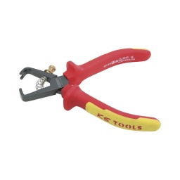 Pince à dénuder isolée 1000 volts

- acier bruni haute résistance
- poignée ergonomique bicomposant isolée 1000volts
- longueur 150mm - capacité 0.5 a 4mm 