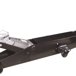 Cric rouleur 10T avec chassis long 1637mm et système anti-surcharge. Système de descente contrôlée. Pédale d'approche. Roues avant/arrière montées sur roulements à billes qui assurent la stabilité et la maniabilité. Verrouillage de la poignée en aluminium haute résistance. Hauteur mini : 160mm. Hauteur maxi : 560mm. Dimensions : 1637 x 490 x 250mm. Poids : 129kg.
SAV et consommables : SA 5369 VERIN COMPLET, SA 5377 KIT JOINTS 10T.


Caractéristiques :
- système anti-surcharge
- système de descente contrôlée
- pédale d'approche
- roues avant/arrière montées sur roulements à billes assurent la stabilité et la maniabilité
- verrouillage de la poignée en aluminium haute résistance
- h. mini : 160mm
- h. maxi : 560mm
- dimensions : 1637x490x250mm
- poids : 129kg





À PROPOS DE LA MARQUE CLAS
Notre Marque CLAS « Garage Solutions » basée en Savoie (France), a été créée en 1996. Nous sommes depuis toujours un acteur innovant de l’équipement et de l’outillage technique pour véhicules légers, utilitaires et poids lourds. Aujourd’hui, nous évoluons vers un écosystème offrant des solutions globales, bénéfique pour l’ensemble de nos partenaires. Nous nous adaptons à vos besoins et budgets, en étant toujours plus simple et réactif avec des hommes et des femmes experts, passionnés, au cœur d’une digitalisation à votre service. Consolidant notre leadership en France, nous accélérons notre expansion afin de devenir un acteur clef à l’international. 