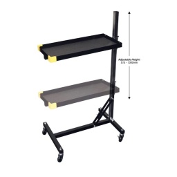 Gardez les outils et les pièces à portée de main et facilement accessibles avec ce chariot d'entretien mobile, parfaitement conçu pour être positionné au-dessus du compartiment moteur d'un véhicule, dans un véhicule par les portières ou au-dessus du coffre de la voiture. Grâce à sa conception simple, le plateau peut être déplacé vers le haut et le bas sur un seul support, avec un réglage en hauteur de 515 mm à 1300 mm, ce qui permet de le positionner à la hauteur requise pour garder les outils, les composants ou les pièces de rechange le plus près possible de leur point d'utilisation.

Hauteur réglable : 515 - 1 300 mm.
Capacité de charge max. : 50 kg.
Dimensions hors tout : 500 x 745 x 1 300 mm ; dimensions du plateau : 40 x 340 x 700 mm.
Quatre roues pivotantes de 74 mm facilitant la manœuvrabilité (2 avec frein).
Idéal pour transporter une batterie asservie, des outils, des pièces, etc. Assez étroit pour accéder à une portière de passager.