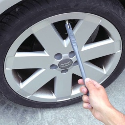 Outil 2 en 1 réversible démonte valve/obus. Manche en résine très maniable. Démonte obus. Tire-valve articulé.
- Manche en résine très maniable
- Démonte obus
- Tire-valve articulé







À PROPOS DE LA MARQUE CLAS
Notre Marque CLAS « Garage Solutions » basée en Savoie (France), a été créée en 1996. Nous sommes depuis toujours un acteur innovant de l’équipement et de l’outillage technique pour véhicules légers, utilitaires et poids lourds. Aujourd’hui, nous évoluons vers un écosystème offrant des solutions globales, bénéfique pour l’ensemble de nos partenaires. Nous nous adaptons à vos besoins et budgets, en étant toujours plus simple et réactif avec des hommes et des femmes experts, passionnés, au cœur d’une digitalisation à votre service. Consolidant notre leadership en France, nous accélérons notre expansion afin de devenir un acteur clef à l’international. 