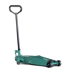  Poignée ergonomique revêtue de caoutchouc
- Dispositif de descente levage et blocage empêchant toute descente intempestive
- Soupape de sûreté contre les surcharges
- Roues en nylon silencieuses
Cric garantie 3 ans 
Poids: 42 kg 