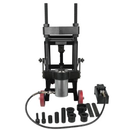 Pour l'insertion et l'extraction rapide de boulons de fusée 
Adapté aux boulons cylindriques et coniques 
Evite le démontage de l'essieu 
Extracteur pivotant à 360° 
Support basculant et orientable avec réglage en hauteur 
Pompe hydraulique à commande au pied avec levée rapide et différentes douilles et pièces de pression 
Mise en place manuelle sûre et simple 
Construction compacte, très maniable 
Gain de temps important 

