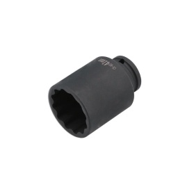 Douille à chocs métrique de 41 mm à carré de 1/2", conçue pour les écrous de fixation à 12 pans qui maintiennent la base de la rotule inférieure dans le bras de suspension sur les modèles BMW série 5 et 7 à partir de 2013. La conception des écrous à embase à 12 pans permet d'appliquer un couple plus important sur une rotule rapport aux écrous hexagonaux standard, sans glisser ou s'arrondir.

Dimensions : 12 pans, 41 mm, carré de 1/2"
Douille à chocs standard, profondeur : ?? mm.
Les applications comprennent : Véhicules BMW série 5 et 7 (à partir de 2013) ; utilisée pour retirer l'écrou de retenue à 12 pans qui maintient en place la rotule inférieure avant.
En chrome-molybdène à fini phosphate noir.