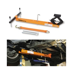 Barre support moteur inférieure - grande amplitude
idéale pour automobiles et véhicules utilitaires
permet une plus grande rapidite dans les interventions de remplacement des :
- courroies de distribution
- pompes à eau
- alternateur s
avantages
- applicable en quelques secondes par l'operateur avec fixation sur le bas de caisse
- comprend 2 paires de piges de calage pour intervenir  sur les voitures. fourgons et véhicules utilitaires
- une sangle d'arrimage pour stabiliser la barre en cas d'absence de trous sur le chassis
donnees techniques
capacite max. : 250 kg
longueur : 1050 mm hauteur : 120 mm hauteur maximum vérin : 260 mm poids : 12 kg